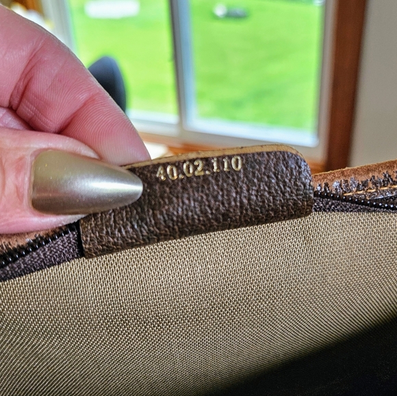 Gucci Supreme large vintage zippered tote - Picture 9 of 12